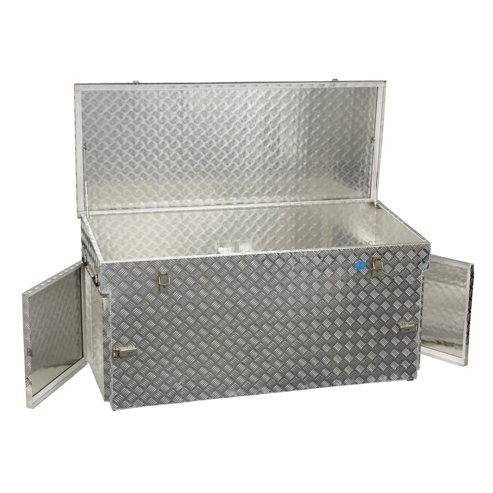 ALUTEC - Riffelblechbox R883 1678x675x730mm