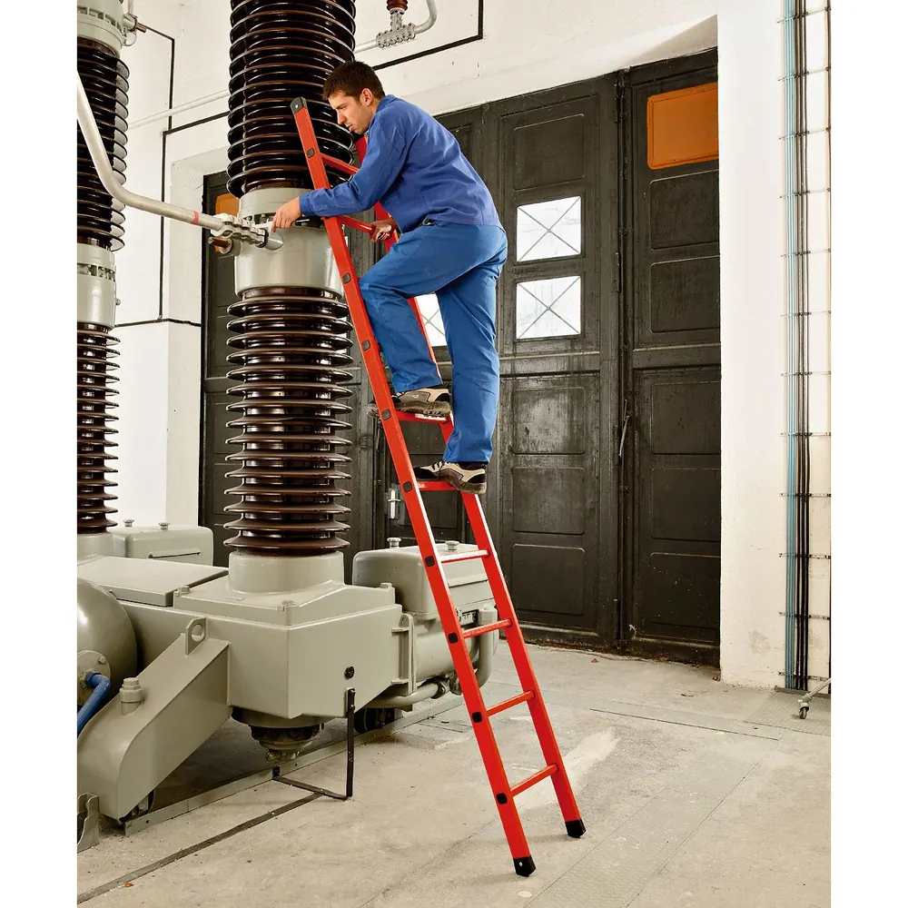 ZARGES - Anlegeleiter 14 Sprossen, GFK, L 4.160mm, B 420mm, AH 4.950mm
