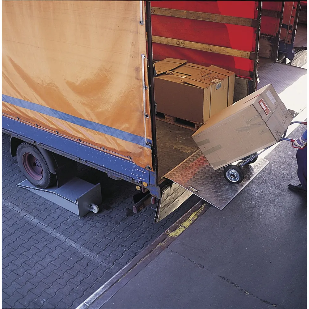 ALTEC - Überfahrbrücke Alu L 2235 x B 1500mm 1800 kp Tragfähigkeit Hover Image